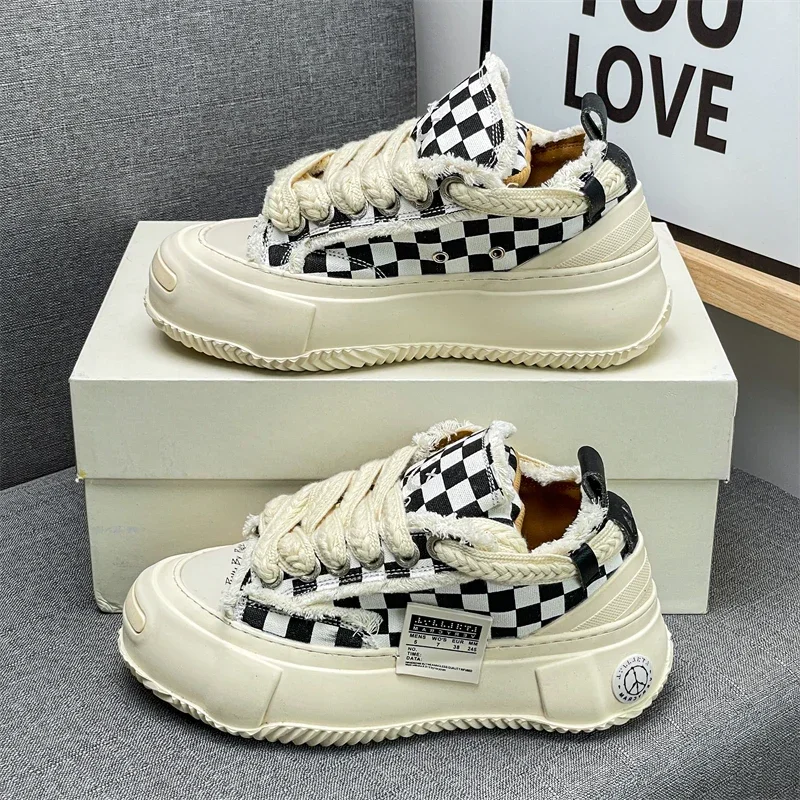 Couples' trendy and versatile men and women's comfortable and casual thick soled raised canvas sports shoes