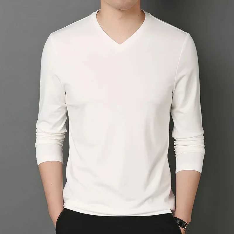 2023 Mens Long Sleeve T-shirt Casual Autumn Collection Slim Fit V-neck Top Base Layer Clothing Smooths Your SilhouetteX240919