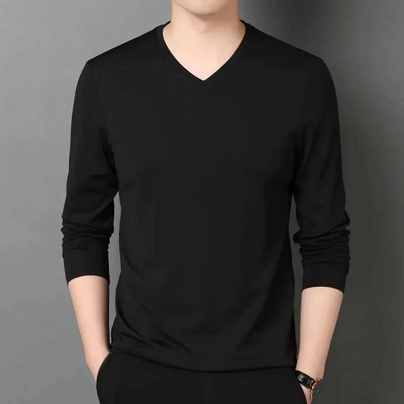 2023 Mens Long Sleeve T-shirt Casual Autumn Collection Slim Fit V-neck Top Base Layer Clothing Smooths Your SilhouetteX240919