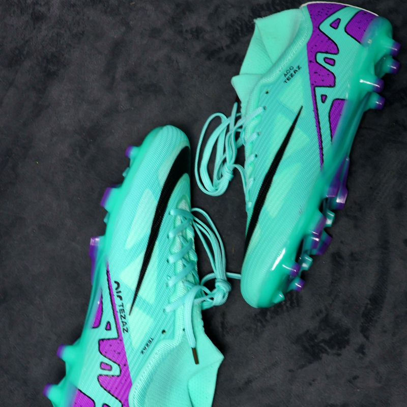 2435FG Ultralight Mens Soccer Shoes Turf Soccer Cleats for Kids Sneakers TF/FG Training Football Boots Chuteira Campo 34-45