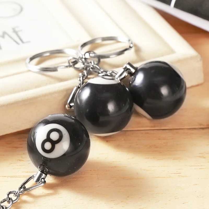 New Creative Black No 8 Billiard Keychain Mini Ball Bag Pendant Key Ring Resin Bar Table Decoration Jewelry Game Souvenir GiftX240919