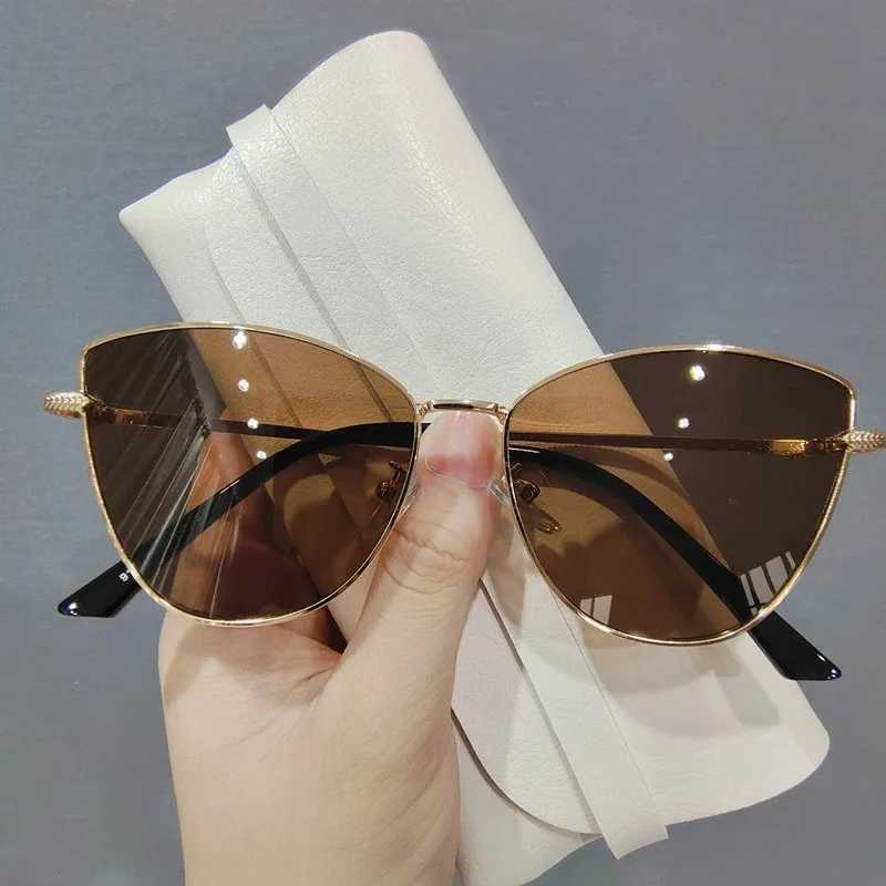2024 Sexy Classic Vintage Cat Eye Sunglasses Woman Vintage Sun Glasses Female Ladies Cat Eye Sunglass 2024 Metal Frame GlassesX240920