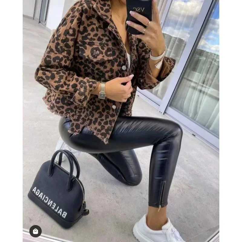 2023 Spring Leopard Denim Coat Fashionable and Trendy Short Jacket for Women in New European and American StyleX240920