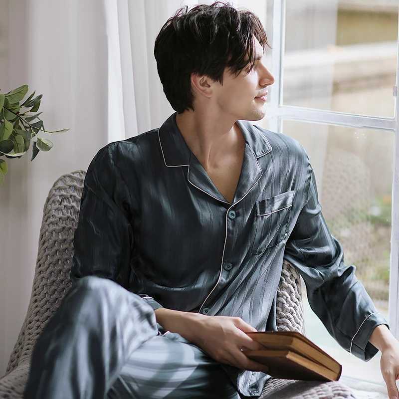 Mens Spring Autumn Summer 100% Silk Pajamas Thin casual and simple to wear out Home Summer Pajama Set Y240919