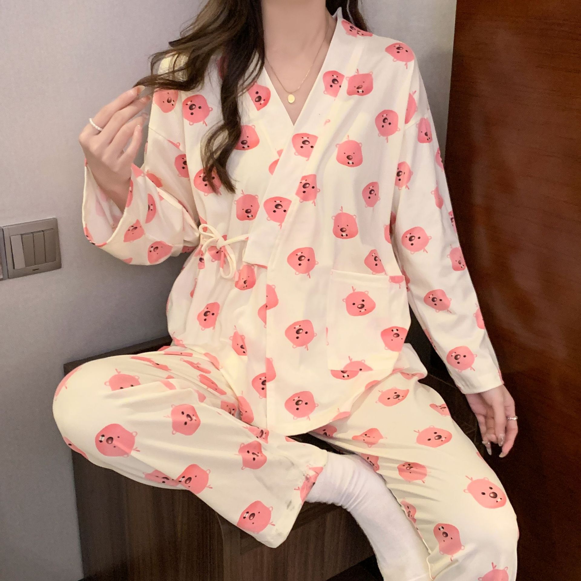 New sleepwear for women in autumn winter, long sleeved pants, comfortable and loose oversized cardigan, cotton home clothes that can be worn outside