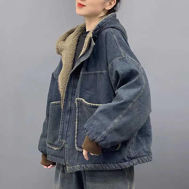 2024 Winter Fashion Casual Denim Jacket Women Warm Vintage Ladies Hooded Thick Granular fleece jeans Coat Loose Outerwear R572X240920