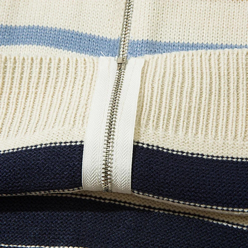 Autumn Striped Cardigan Men Harajuku Zipper Stand Neck Casual Sweaters Fashionable Korean Loose Jumpers Spring Couple Streetwear 240919
