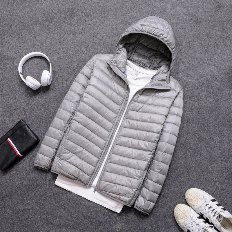 Mens Ultra Light Down Jacket Arrivals Spring Winter Feather Ultralight Packable Casual Classic Puffer Coats Men Jacket 240911