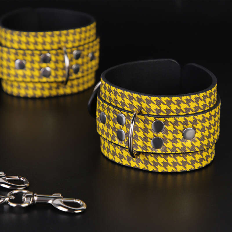 Customized SM set for fun, handcuffs, leather whips, eye masks, adult products, PU genuine leather, can be labeled, hot pressed, and washed with water