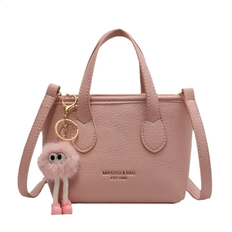 Simple Fashion Bag Womens SpringSummer Single Shoulder Horizontal Casual Handheld 240919