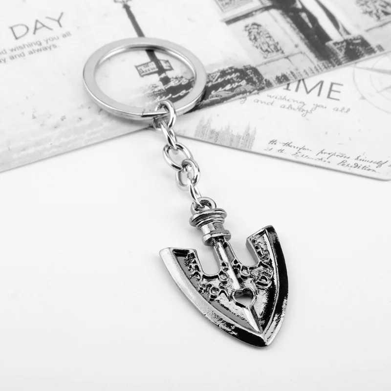 New Anime JOJOS Bizarre Adventure Metal keychain Small Shovel Alloy Keychain Car Accessories Key Pendant GiftX240919