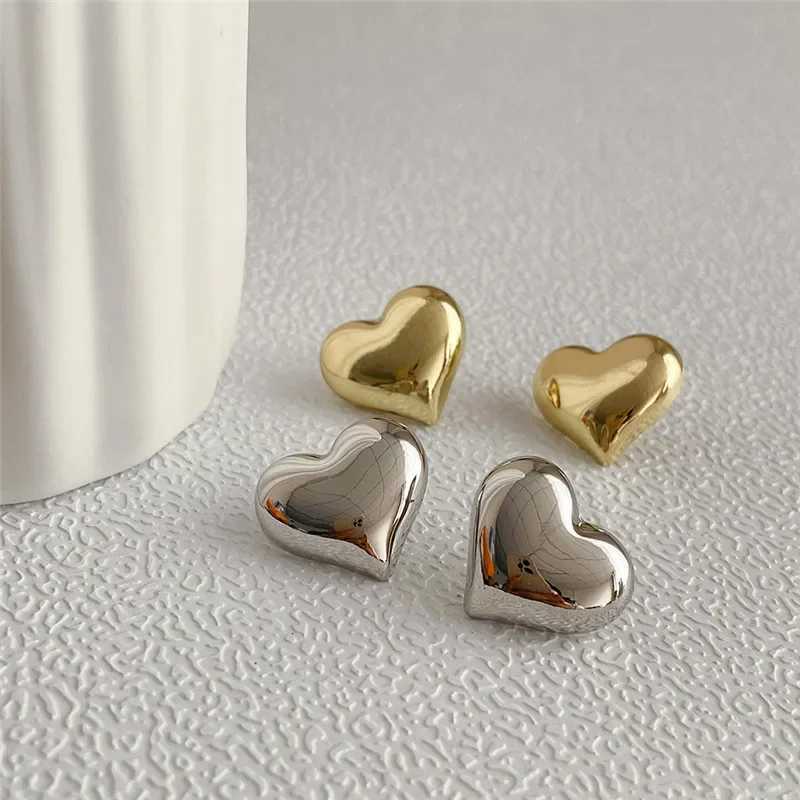 LATS Gold Smooth Surface Love Heart shaped Stud Earrings for Women Minimalist Fashion Girls Wedding Bridal Jewelry W240919