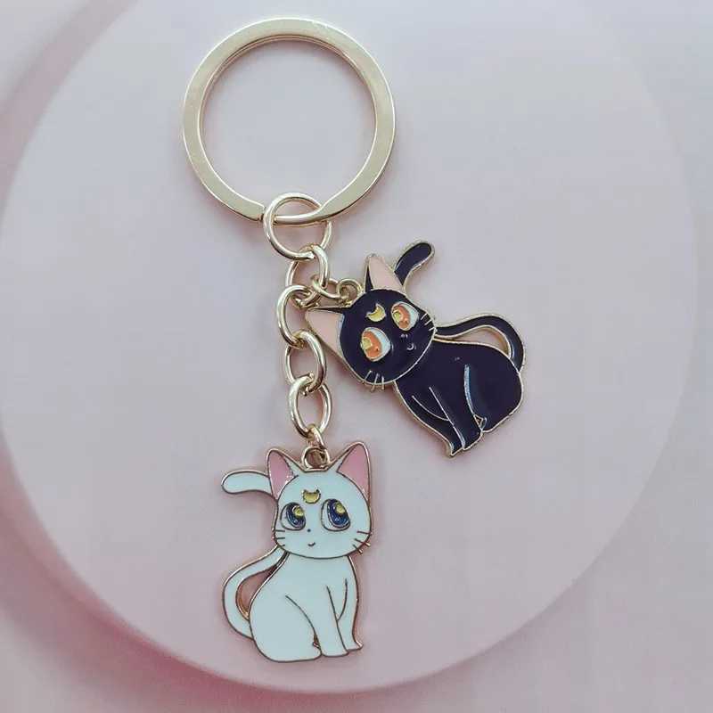 sailor moon keychain Ice Moon cute cat Metal Pendant llavero Bag KeyRing Chaveiro For Women Girls Cosplay GiftX240919