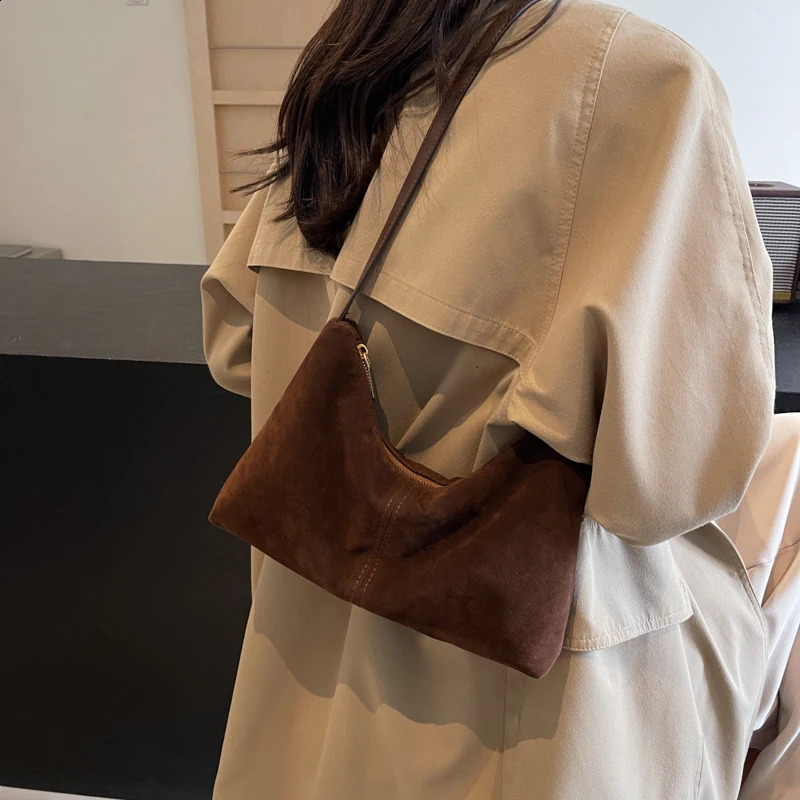 Artificial suede lazy style retro shoulder pocket smallest handbag large capacity travel bag 240918