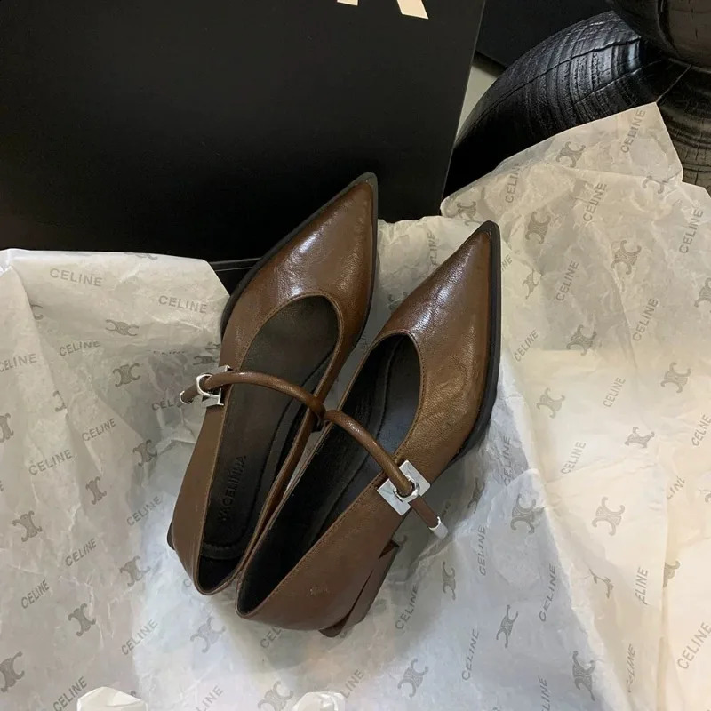 2024 vintage Pointed Single Womens Shoes Versatile One Line Strap casual thick boots light metal buckle low boots womens shoes 240919