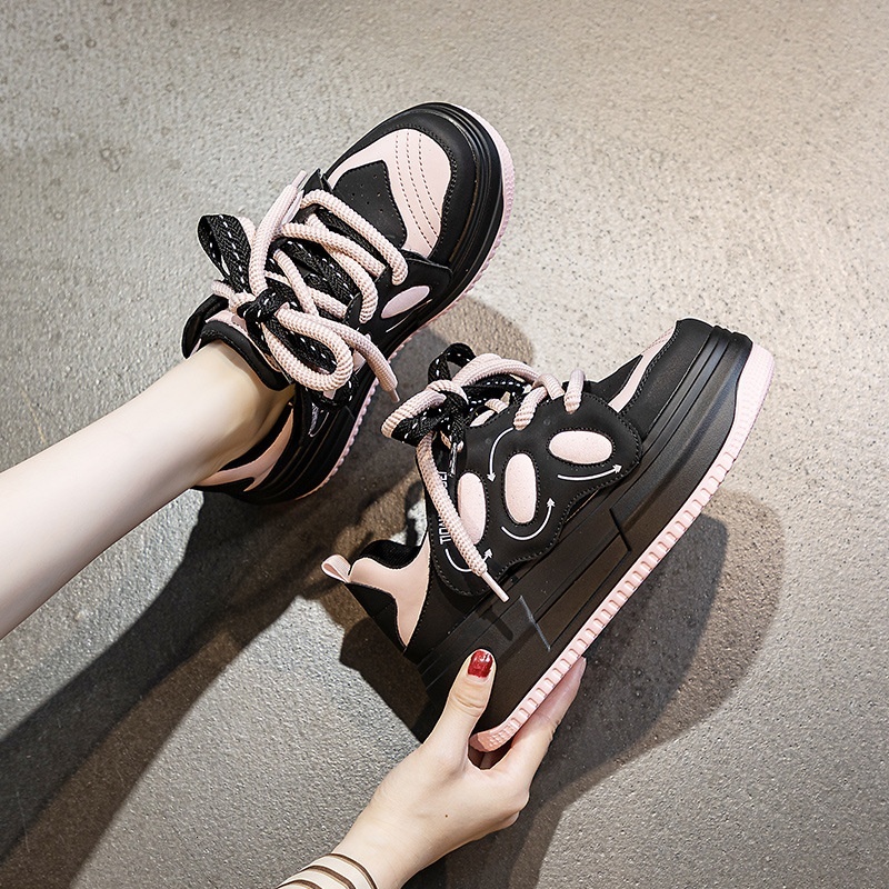New thick bottomed sponge cake with a 7cm increase inside, street photo versatile bread shoes, Korean version casual sports shoes for women