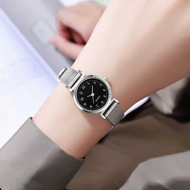 Women Watches Saat Simplicity Silver Mesh Strap Womens Bracelet Watch Casual College Style Fashion Versatile Clock Gift X240920