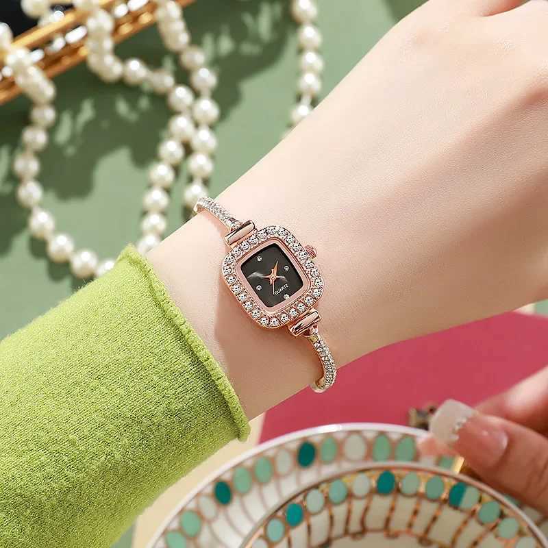 Women Watches Luxury Fashion Diamond Crystal Watches Elegant Quartz Wristwatches for Bracelet Female Wrist Watch Women ClockX240920
