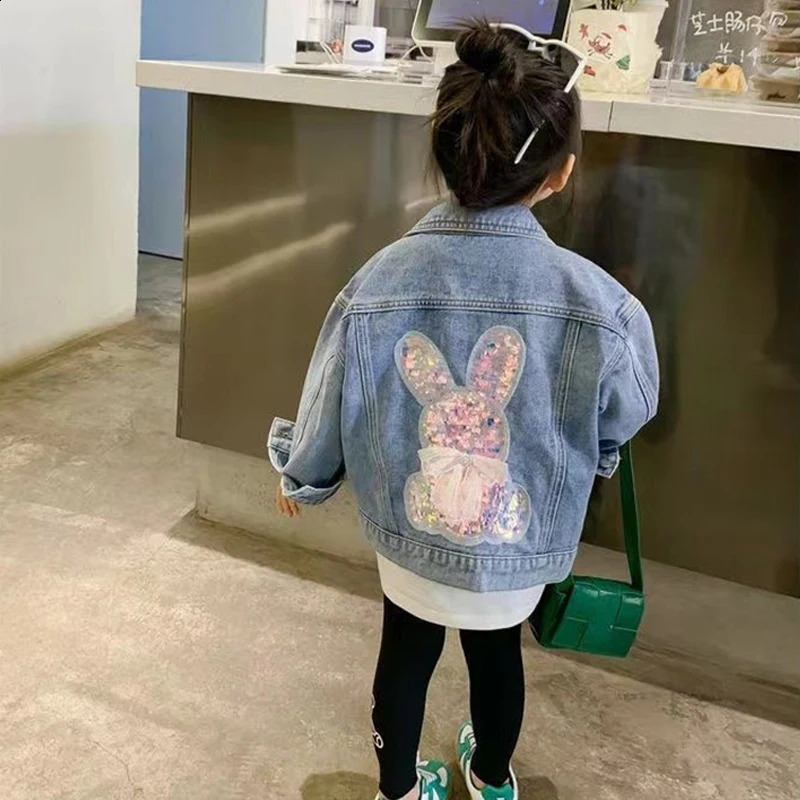 Girls denim jacket fashionable childrens jacket girls clothing long sleeved denim jacket 2-10 year old teenage girls denim jacket 240918