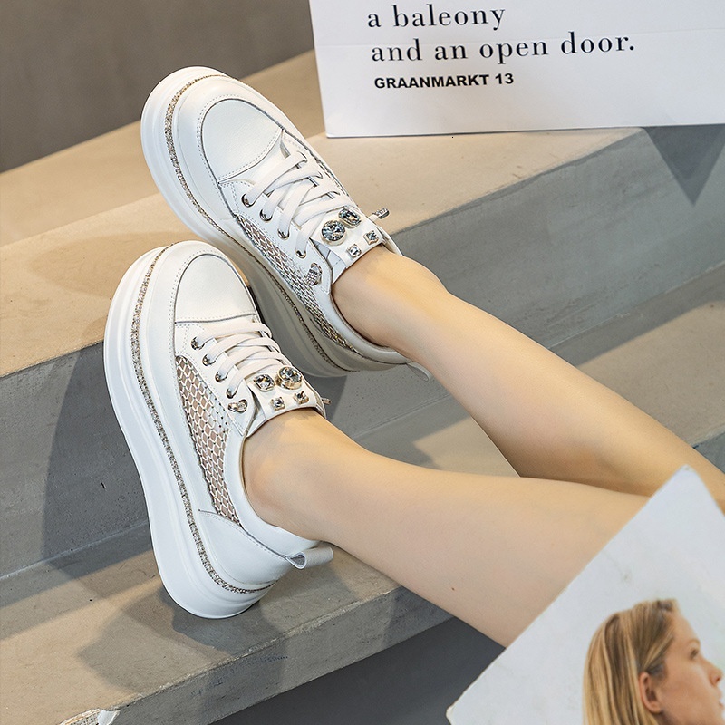 Thick soled inner raised small white shoes with breathable mesh for women. 2024 Summer New One Step Leather High Heel Single Shoes