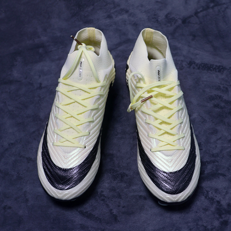 QNX8528 High Quality hot Mens Shoes Turf Soccer Cleats for Kids Sneakers TF/FG Training Football Boots Chuteira Campo 34-46