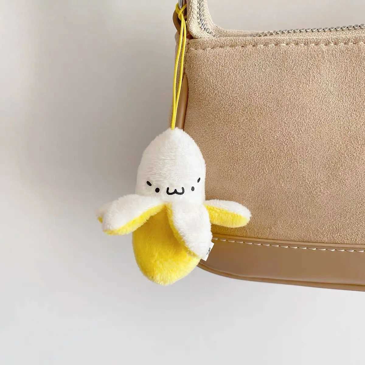 Cartoon Plush Banana Keychain On Backpack Hairy Cute Banana Pendant For Women Men Kid Toy Doll Key Chain Bag Car Keyring GiftsX240919