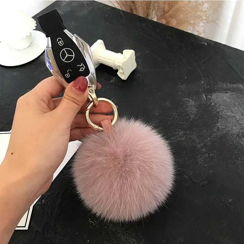 2024 Fluffy Real Fox Fur Ball Poms Keychain For Women Luxury Pompom Keyring Accessories Bag Decoration Emo Trinket Jewelry GiftsX240919
