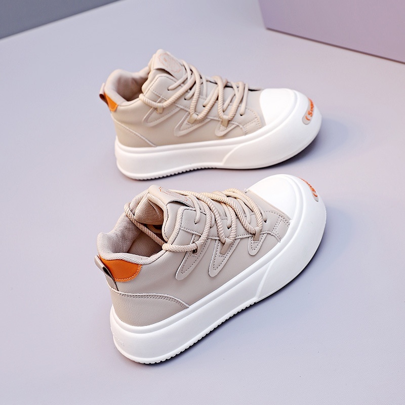Ins Korean version white 2023 autumn and winter new women's sponge cake high top shoes, casual thick soled board shoes for women