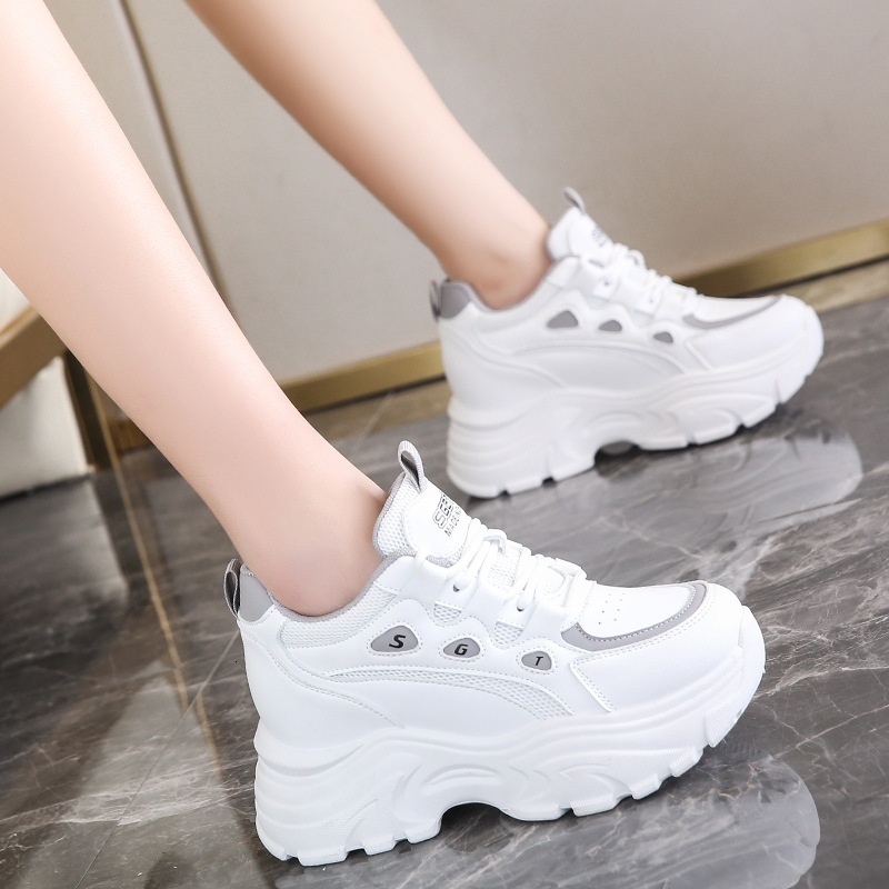 2024 Spring New Inner Heightening Dad Leisure Fashion Sports Women's Versatile Chao Song Cake Thick Sole Shoes