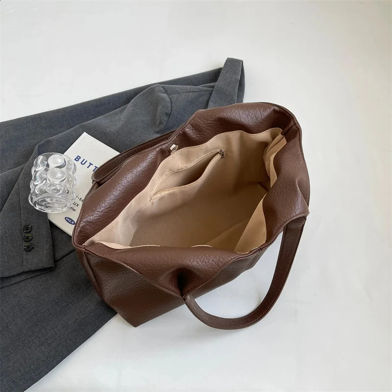 Retro Big Pu Leather Tote Bags Women Korean Simple Large Capacity Shoulder Bag Fashion Solid Shopper Handbags Female 240918