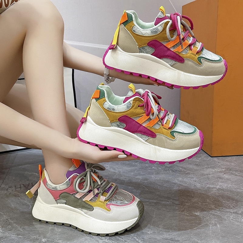 Color blocked soft Forrest Gump for women 2024 new lace mesh shoes, casual breathable sponge cake thick soled sports shoes