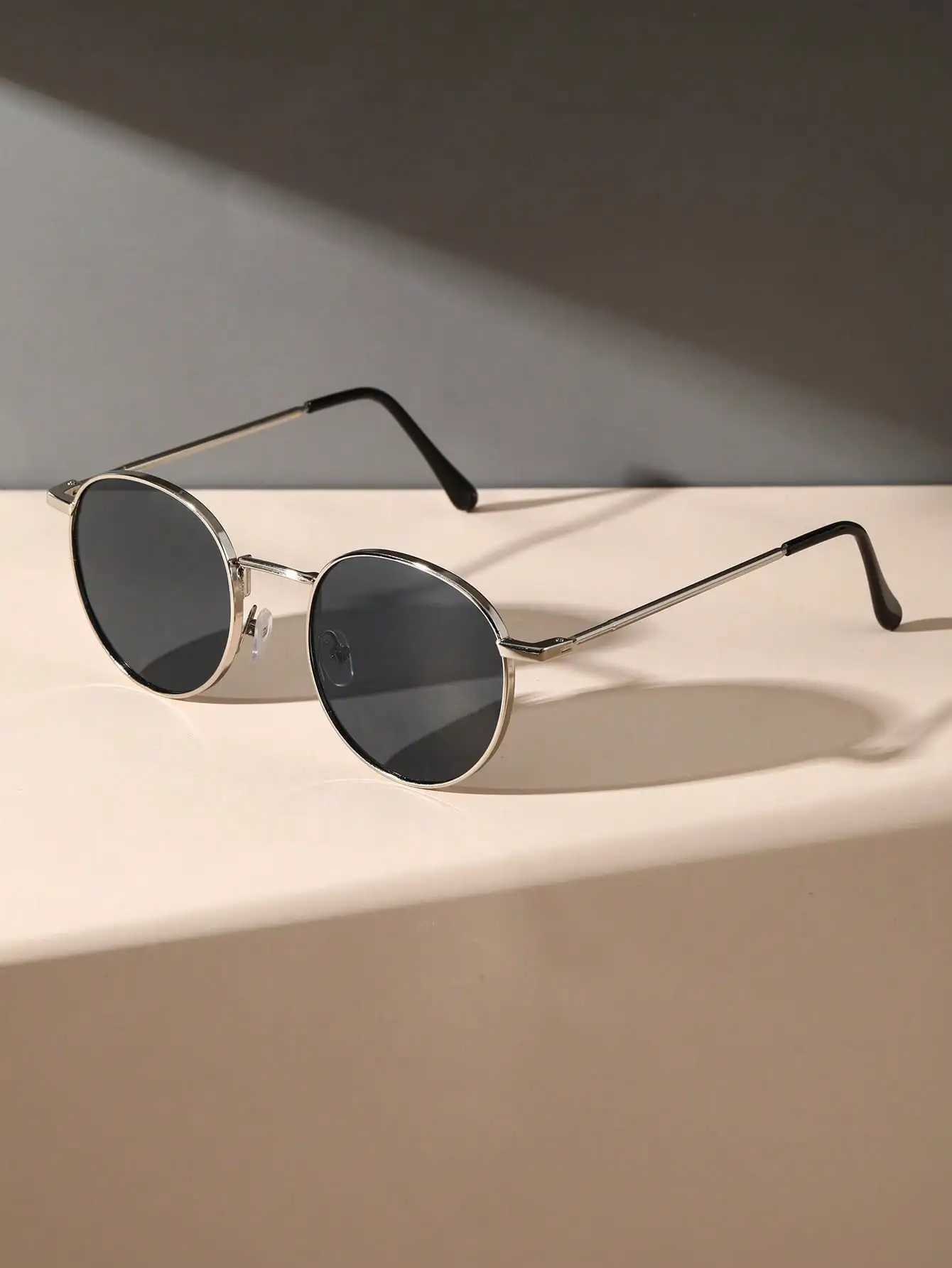 1PC Unisex Metal Round Frame Vintage Y2K Casual Sunglasses For Outdoor Daily Vacation Driving Clothing AccessoriesX240920