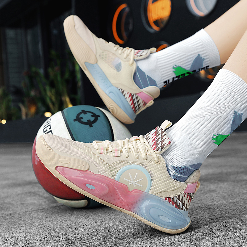 2024 new men's high rebound wear-resistant anti-slip combat basketball shoes students low-top support sports shoes