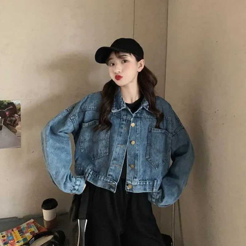 Petite Cropped Denim Jacket For Women Loose Fit Trendy 2024 Spring Autumn Side Slot Top Womens Design SensibilityX240920
