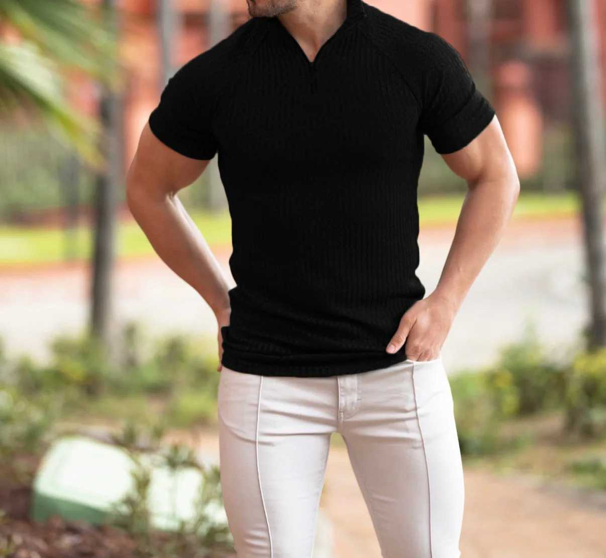 New Mens Slim-fit Multi-color Zipper Standing Collar Polo Shirt Mens Casual Vertical Stripes Short Sleeve Youth Mens WearX240920