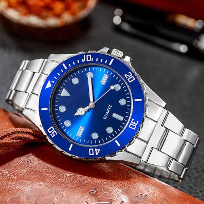 New 43mm Case Men Watch Stainless Steel Reloj Hombre Fashion Analog Quartz Mens Watches Casual Male Clock Drop ShippingX240920