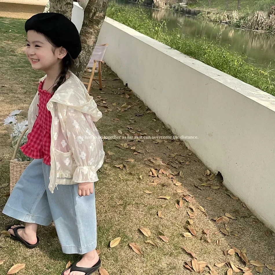 Summer lightweight childrens sun suit top with floral embroidery cute girls coat brushed hooded zipper baby jacket 1-10 years 240918