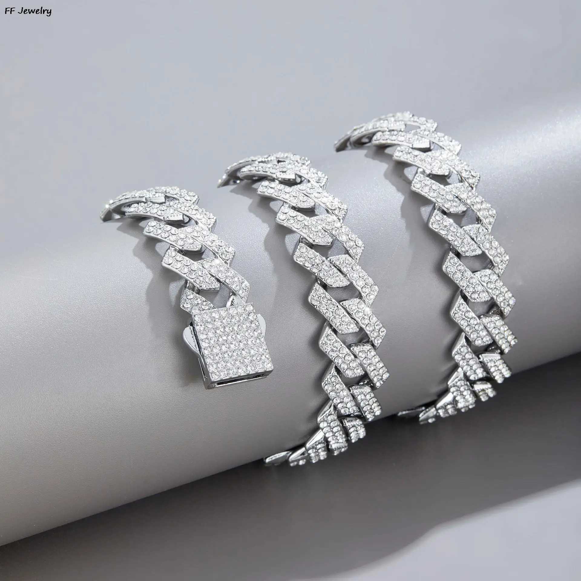 Mens Cuban Link Iced Out Necklace Chain Paved Artificial Rhinestones Rapper CZ Cuban Chain Necklace Hip Hop JewelryX240919