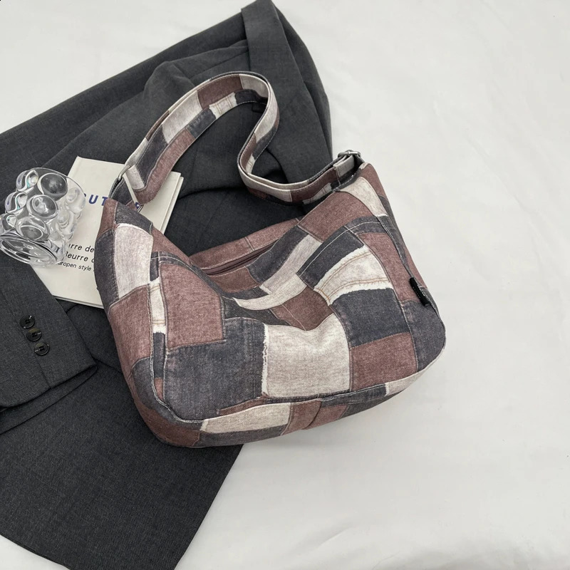 selling casual canvas denim patch work womens cross body bag fashionable large capacity handbag 240919