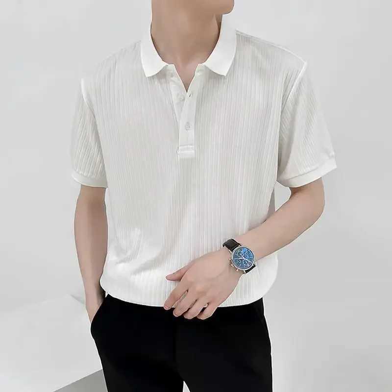 2022 Mens Summer Polo Shirt Lightweight Striped Lapel Short Sleeve Business Casual T-shirt Slimming Effective Knitted TopX240920