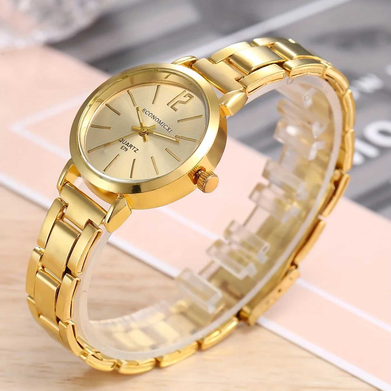 2pcs/set Womens Hip Hop Glamour Quartz Watch Enchanting Love Bangle Set - Golden Fashion Accessory for Valentines Day GiftX240920