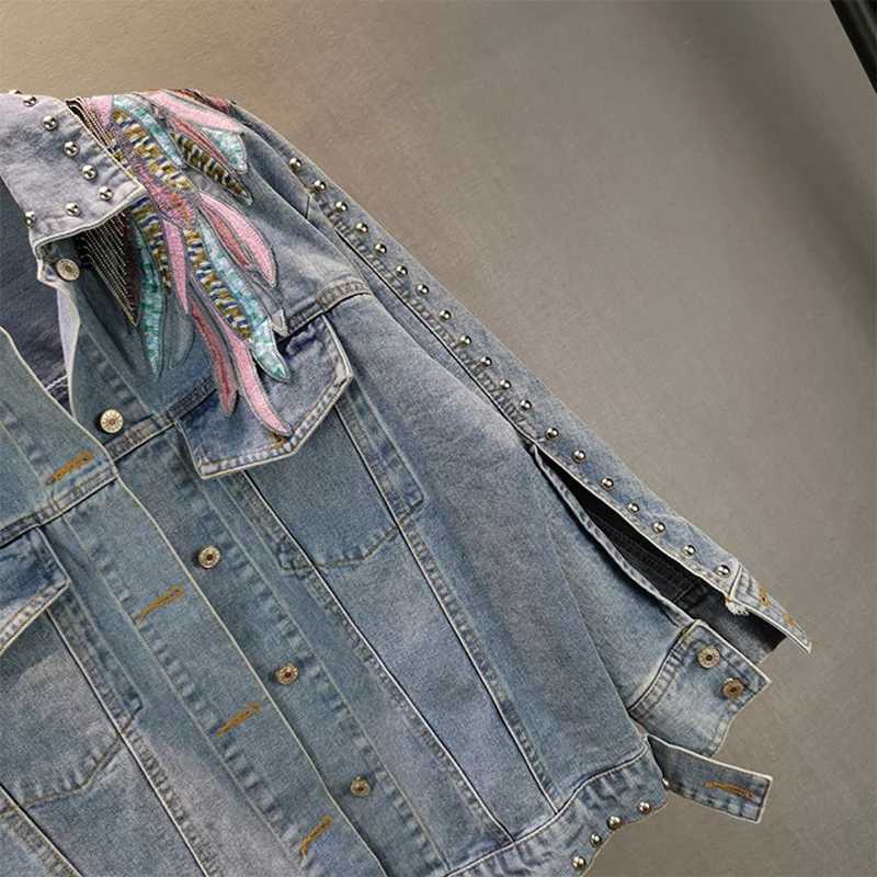 Women Casual Rivet Wing Embroidery Denim Coat 2024 Spring Autumn Chain Tassel Blue Short Jeans Jacket Long Sleeve Chaqueta MujerX240920