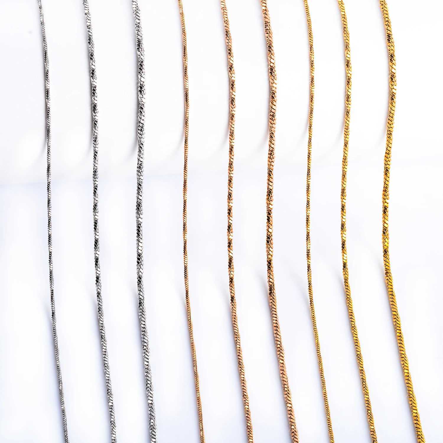 0.9/1.2/1.5mm Stainless Steel Gold/Sliver/Rose Color Tiny Twist Square Snake Necklace Chain Womens Fashion JewelryX240919