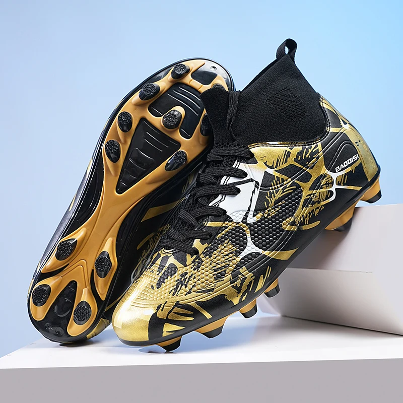 New Mens Football Shoes High Quality Ultralight Soccer Shoes Non Slip Professional Training Football Boots Fast Training Sneaker