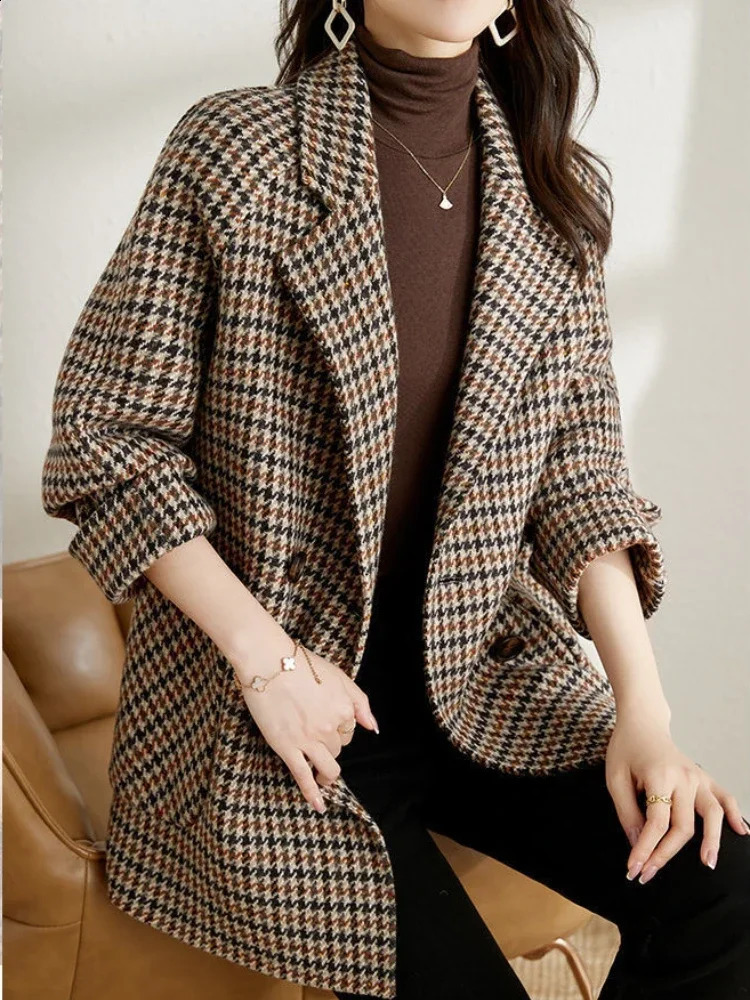 Womens outerwear plain woolen coat autumn and winter coat Korean fashion medium length coat womens clothing top 240920