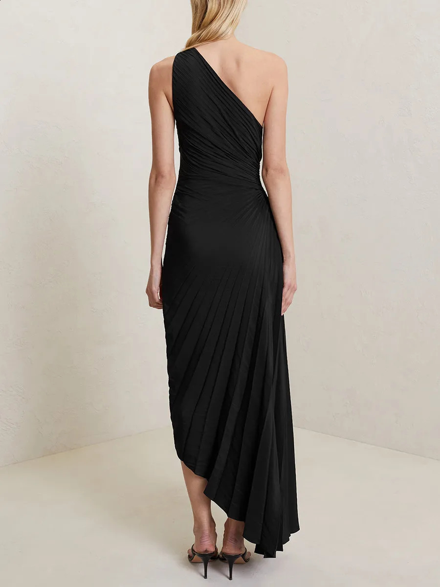 Women Elegant Long Dress Summer Sleeveless One-shoulder Pleated Hollowed Irregular Dress for Cocktail Party Beach Sundress Y2K 240920