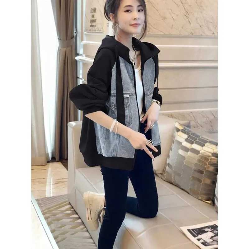 Black Denim Jacket Women Patchwork Hooded Coat Female Baseball Jacket Spring Autumn 2024 New Vintage Jeans Outerwear Ladies TopsX240920