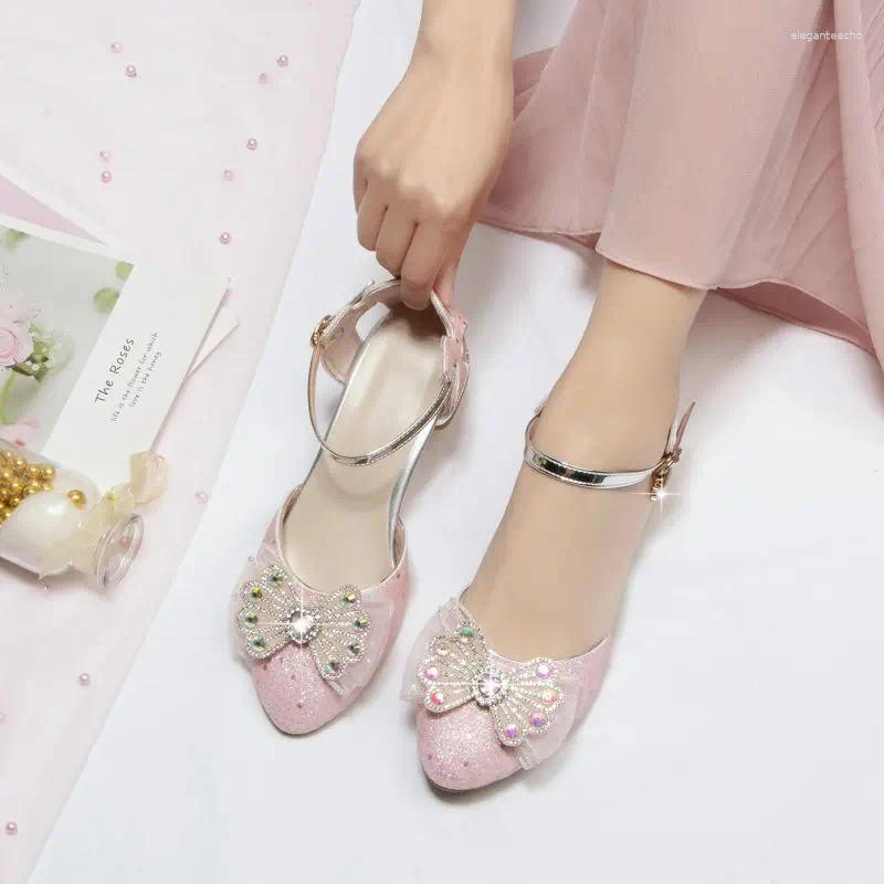 2025 S Fashion Designer Sandals ORCHALISA Princess Girls Round Toe Bowknot Rhie Butterfly Buckle Strap Small Size Sweet Women Shoes