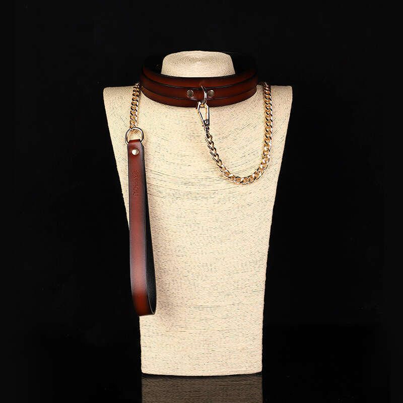 Sex SM Props Female Slave Training Traction Neck Set Pattern Metal Buckle Genuine Leather Sex Collar Alternative Adult Products