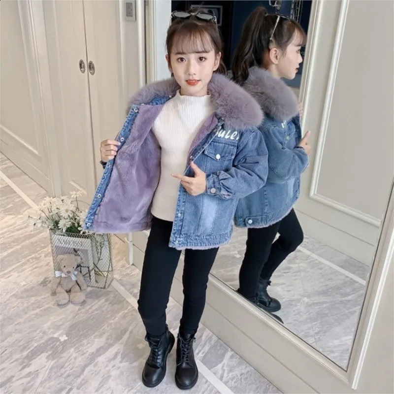 2025 Korean Winter Girl Denim Jacket Cartoon Sequined Bear Plus Velvet Girl Outerwear Coat 314 Years Kids Teenage Girl Parka 251027